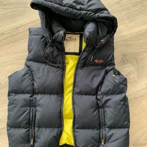 Hollister Vest